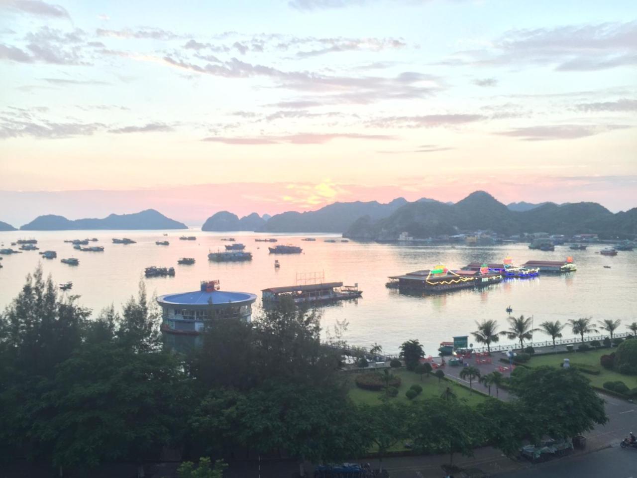 Quang Tung Hotel Dong Khe Sau Luaran gambar